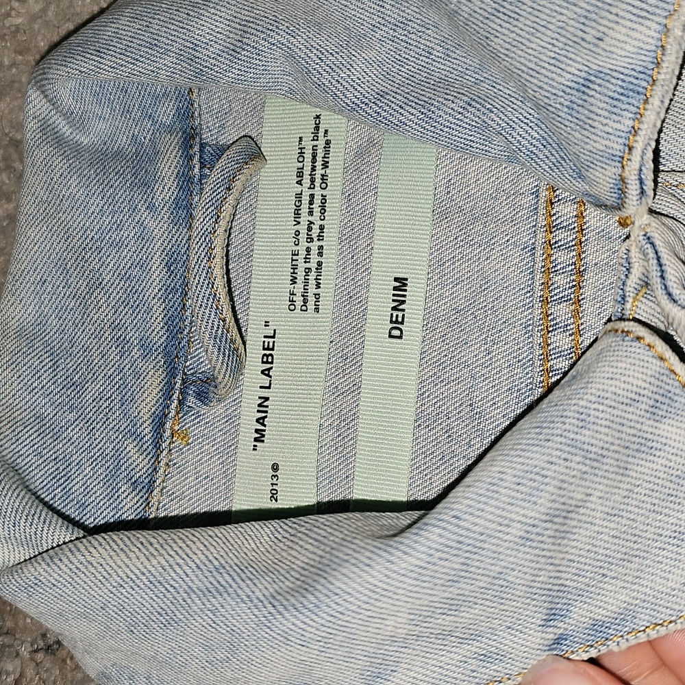 Off-White Light Blue Jean Jacket - image 4